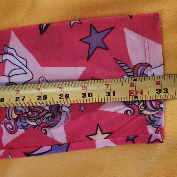 O26  3 piece Unicorn Pj / pink play set 1 long sleeve, 1 short & bottoms - Picture 9 of 9